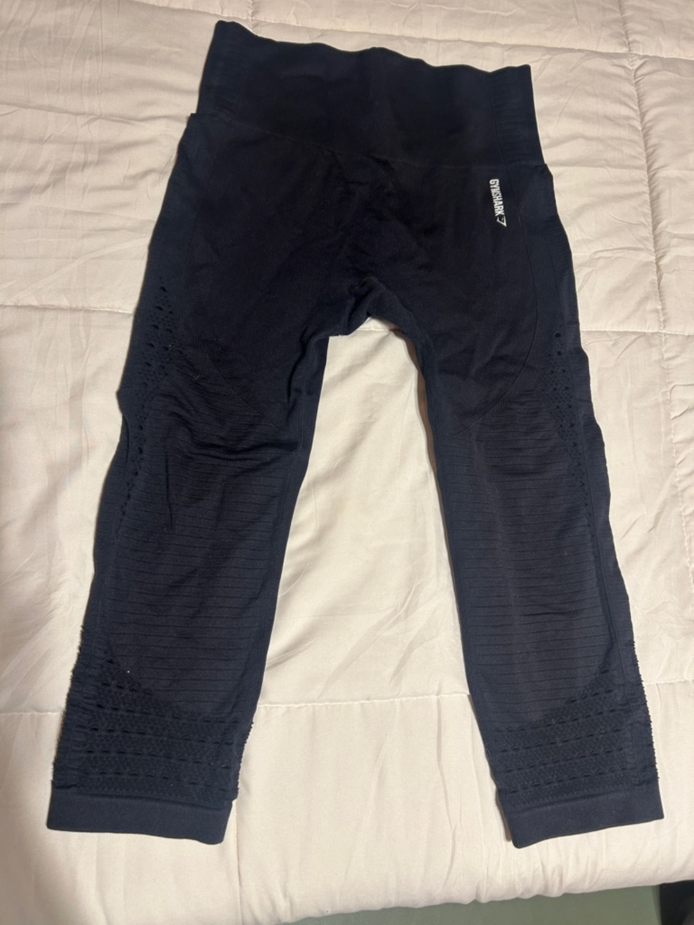 Gymshark  Black Seamless Capri Leggings with Vent Detail